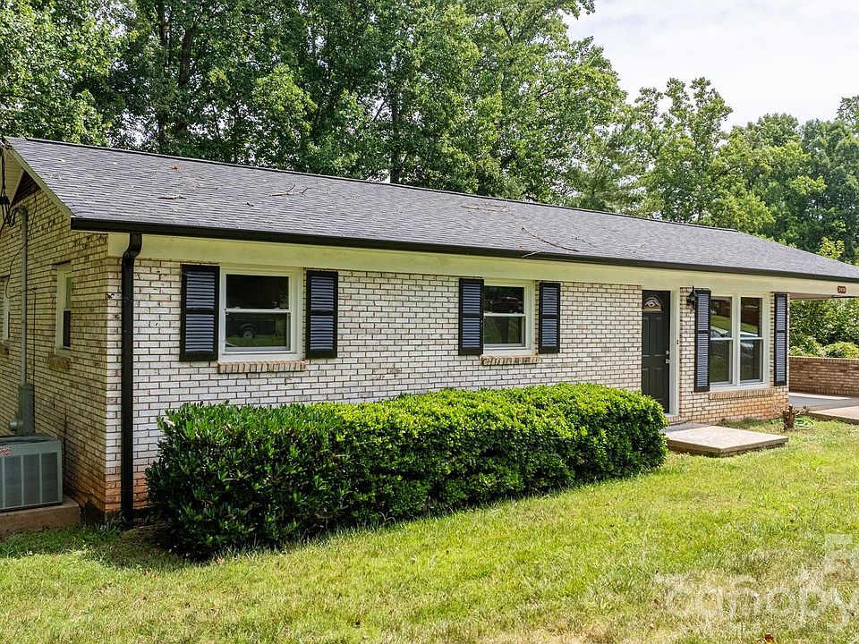 1st image of 2428 Cedar Valley Dr