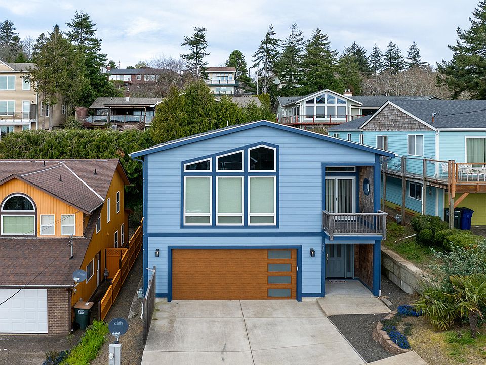 1st image of 635 SE 4th St