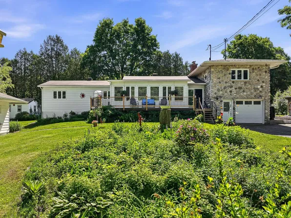 2E 14th Ave E, Venise En Quabec, QC J0J 2K0
