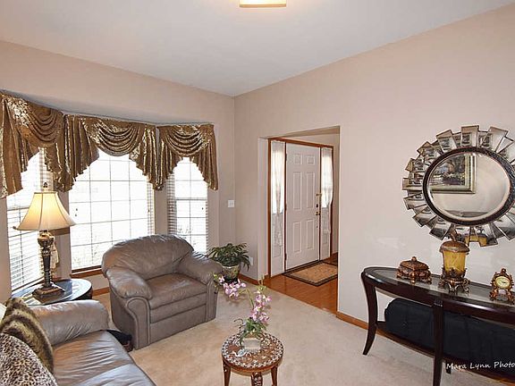 5th image of 39W235 E Burnham Ln