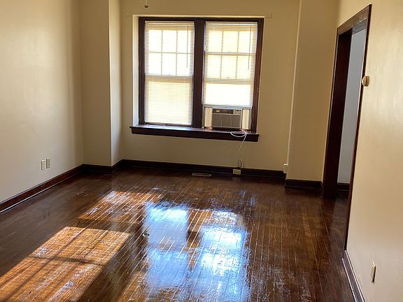 4th image of 514 S 7th St #W