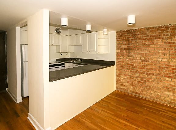 5th image of 1220 N La Salle Dr APT 3K