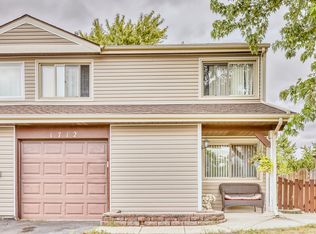 1712 De Forest Ln, Hanover Park, IL 60133
