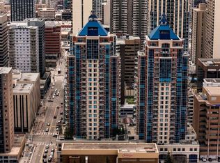 910 S 5th Ave SW #2402, Calgary, AB T2P0C3