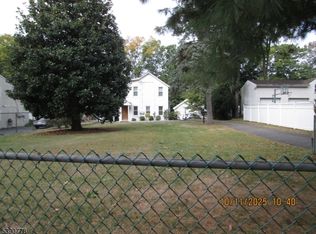 304 S Broad St #1, Ridgewood, NJ 07450