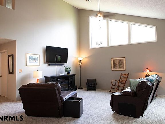 5th image of 3322 Avenue H