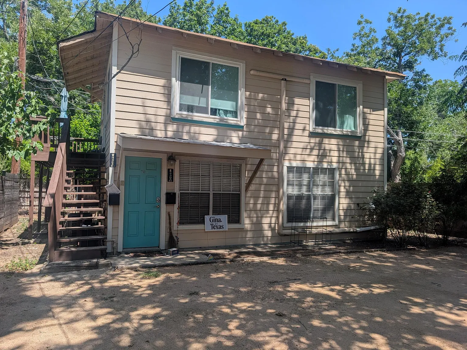1 bed, 1.0 bath, 572 sqft, $1,800 — Photo 2