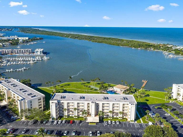 200 Intracoastal Pl #206 — Photo 31