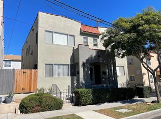 443 W 11th St, Long Beach, CA 90813