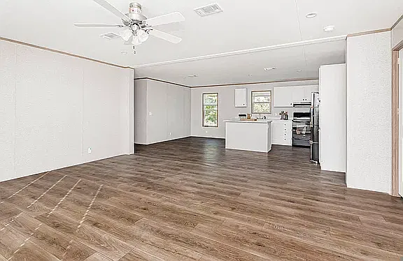 4 bed, 1800 sqft, $2,000 — Photo 4