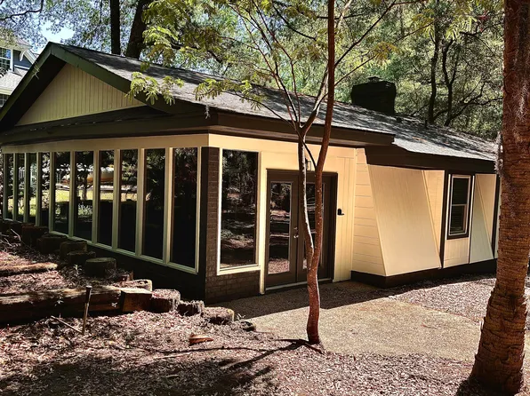 106 Weston Rd, Pawleys Island, SC 29585