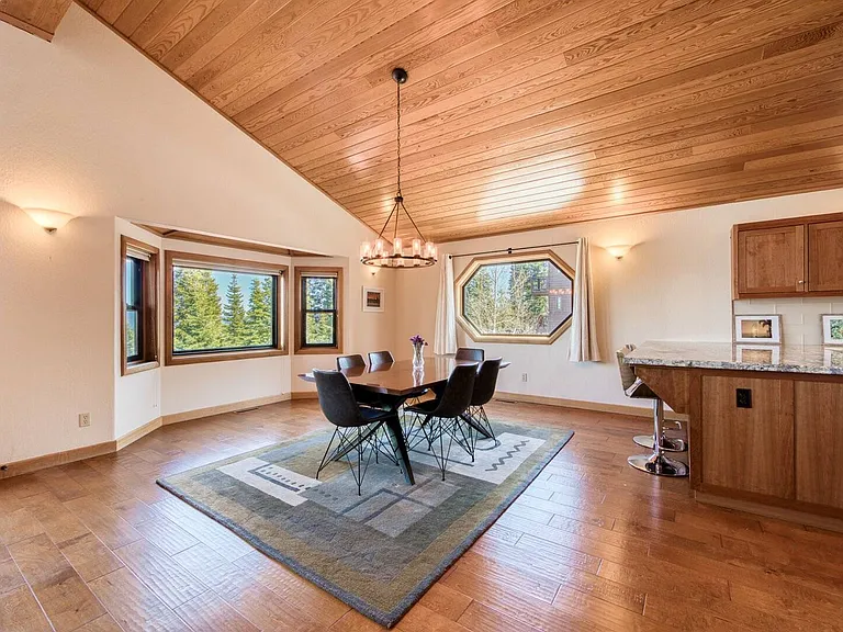 13289 Skislope Way — Photo 7