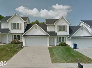5901 Townsend Ave, Urbandale, IA 50322