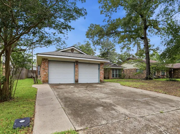 313 Bois D Arc Dr, Conroe, TX 77301