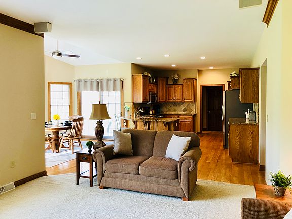 Great Room into Kitchen