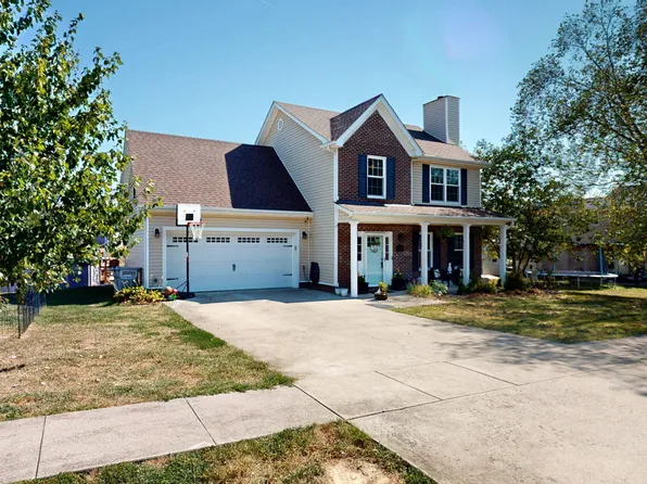 106 Elk Dr, Stamping Ground, KY 40379