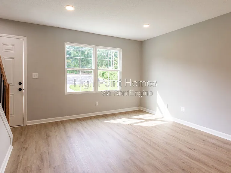 400 Gallery Ln #A4 — Photo 17