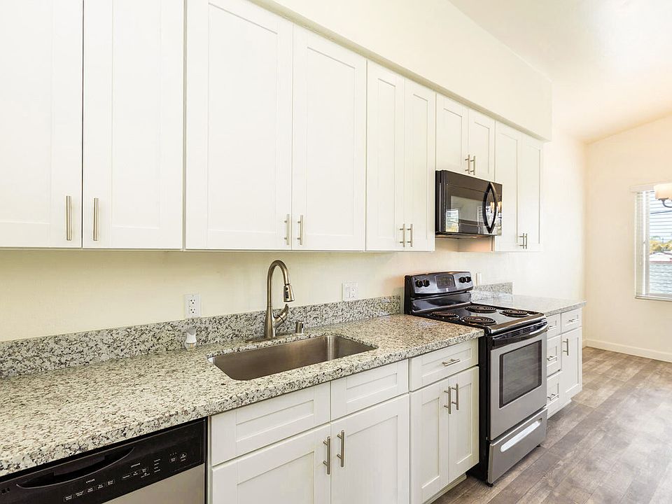 1st image of 2515 Camino Del Mar #4