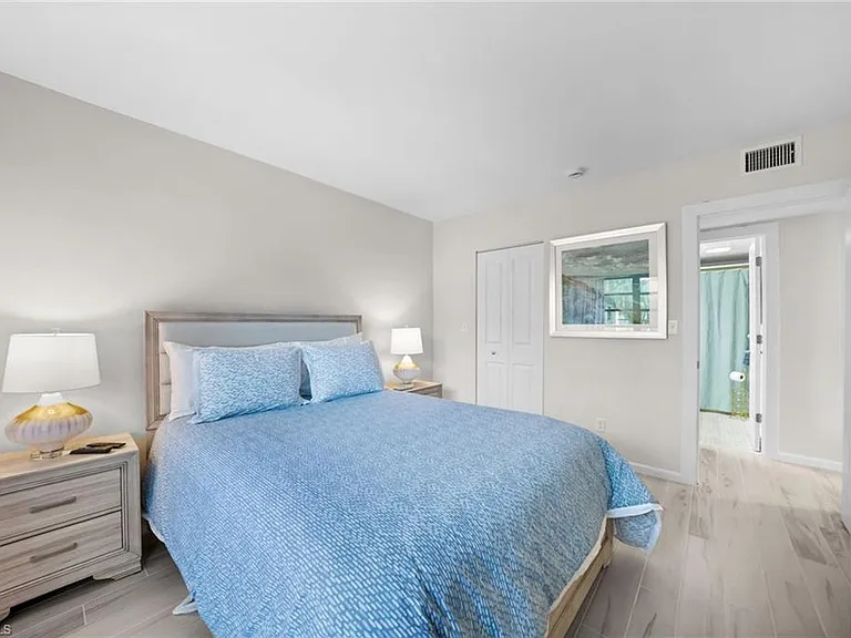 1808 Kings Lake Blvd #203 — Photo 17