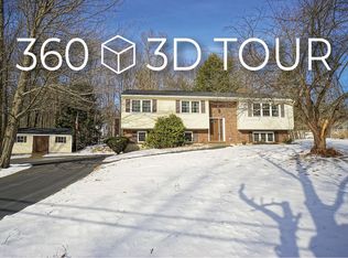 37 Pine Ridge Dr, Candia, NH 03034