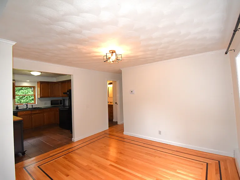 59 Junction St — Photo 14
