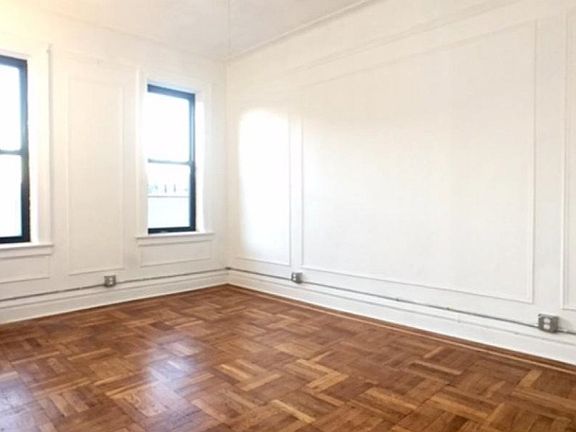 3rd image of 560 W 151st St APT E3