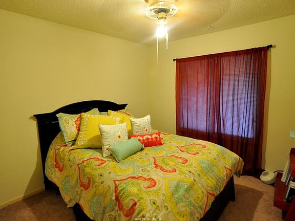 5th image of 2307 De Lee St