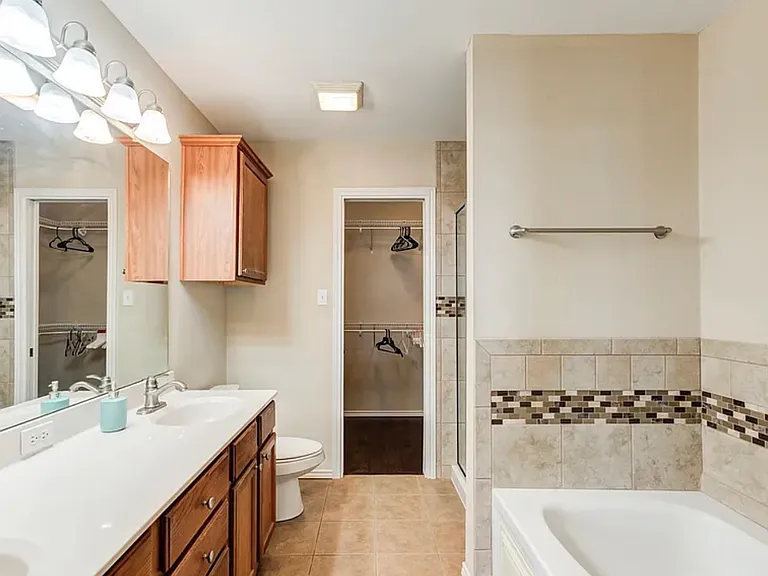 2101 Main St #5-1 — Photo 23