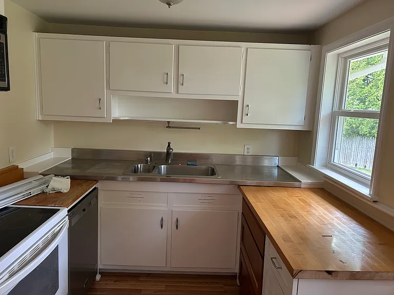 6 Eliot Rd — Photo 11