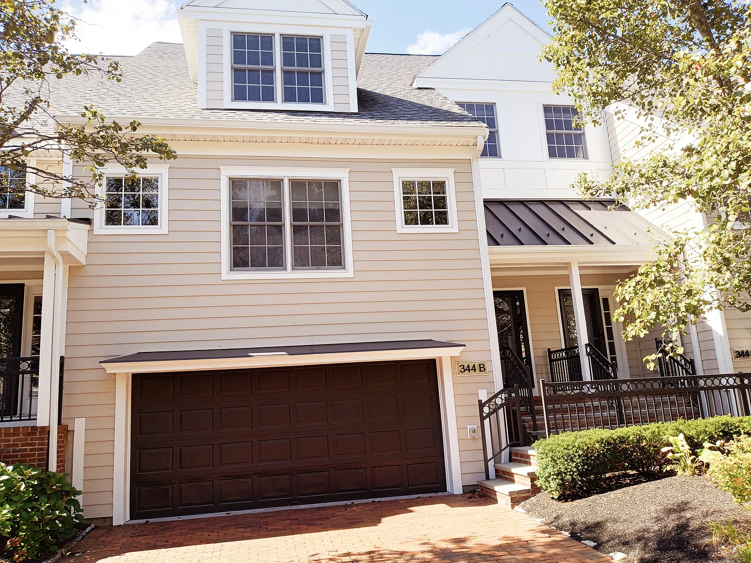 4 bed, 3.5 bath, 2670 sqft, $7,500 — Photo 1