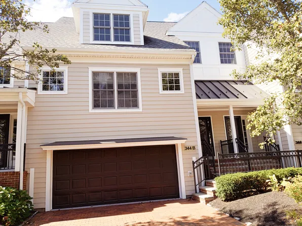 344 Boylston St APT B, Newton, MA 02459