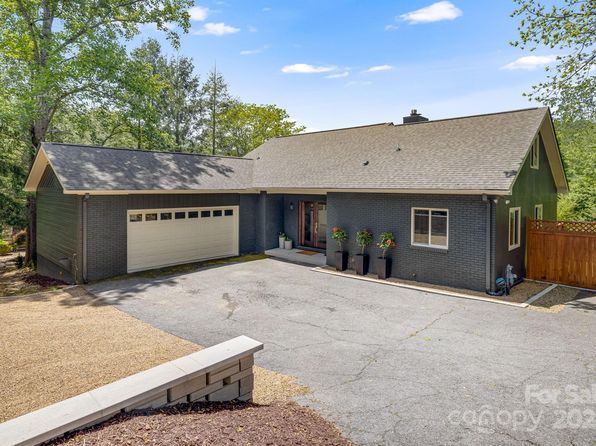 17 Beaverdam Ct, Asheville, NC 28804