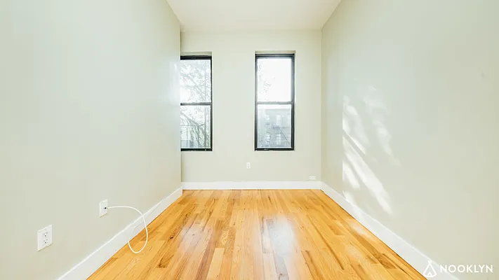 Rented by Nooklyn NYC LLC | media 7