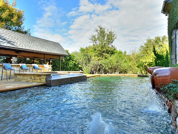 Multiple Water Features