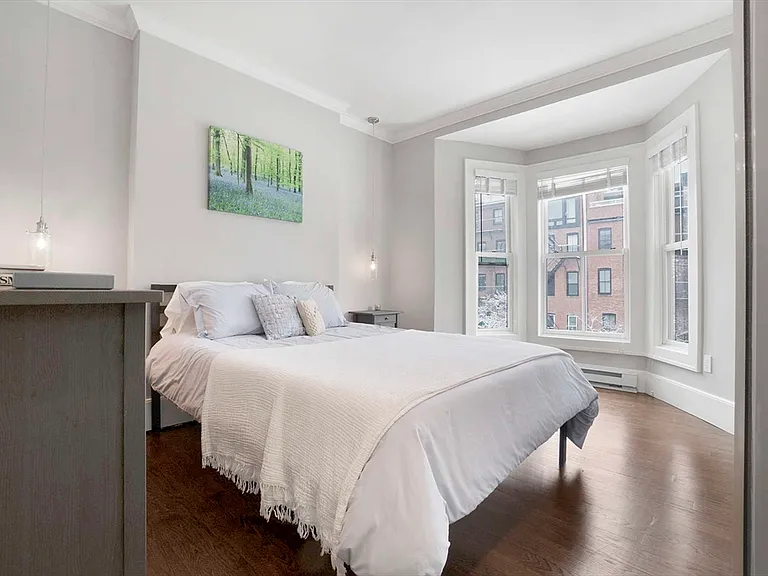 158 W Newton St #2 — Photo 10
