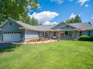 1542 Scenic Rd, Richfield, WI 53076