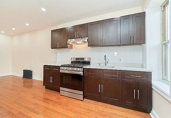 2nd image of 509 Brooklyn Ave #2A