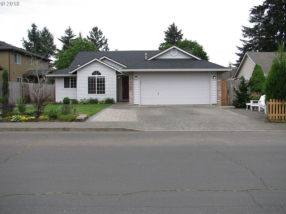 1st image of 4420 NE 126th Ave