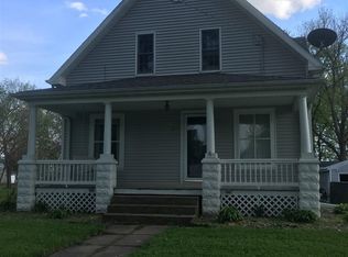 907 Main St, New Hartford, IA 50660