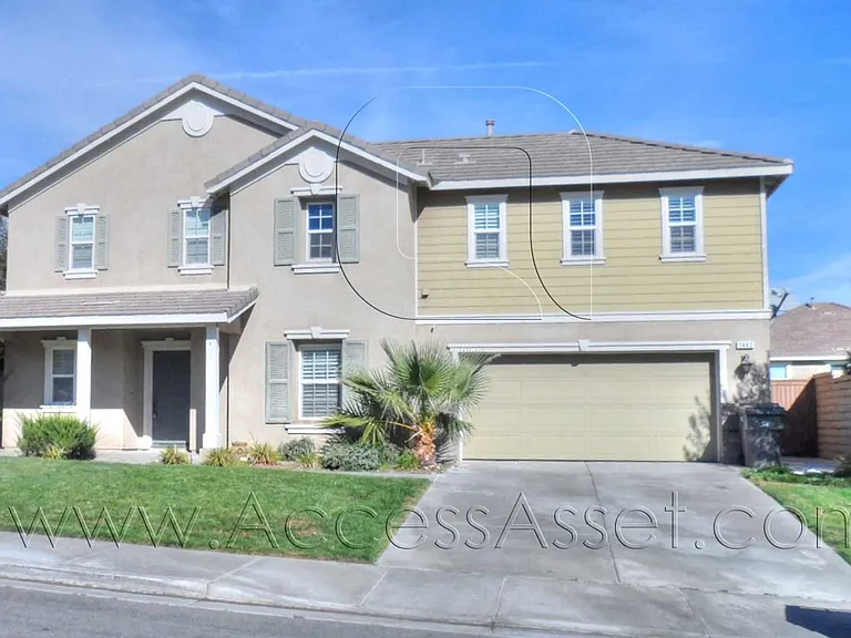 1442 Tahoe St — Photo 1