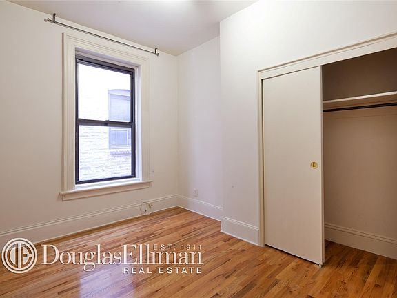 3rd image of 169 W 80th St APT 4B