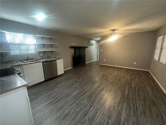 4th image of 109 Grace Way