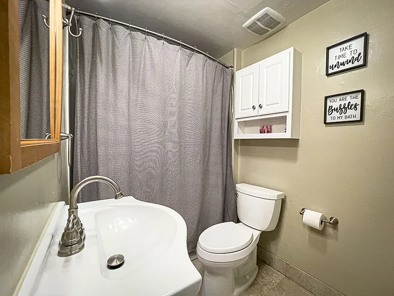 660 N Oregon St — Photo 15