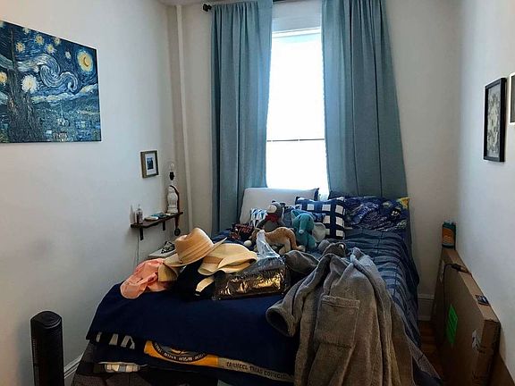 2nd image of 3220 Broadway APT 3B