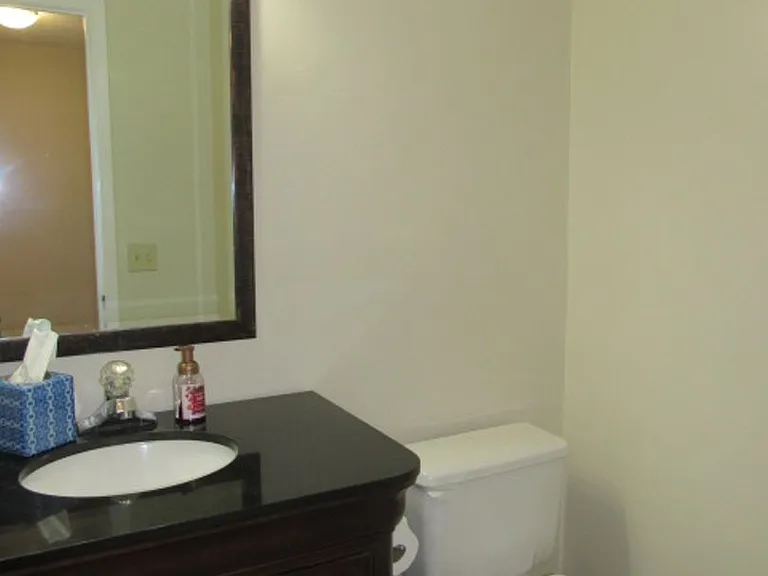 9004 Governors Place Ct — Photo 7