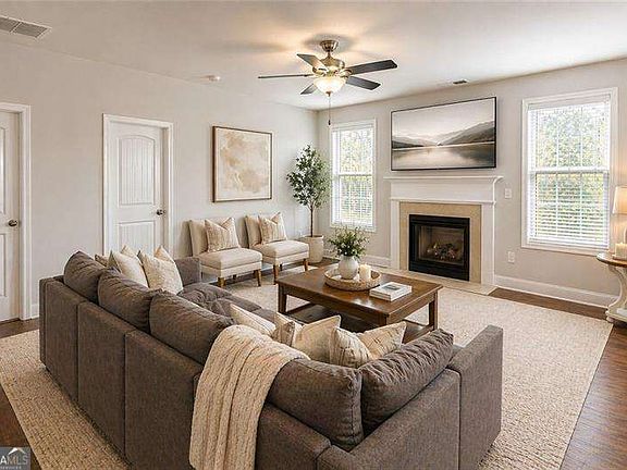 5th image of 620 Riverwalk Manor Dr