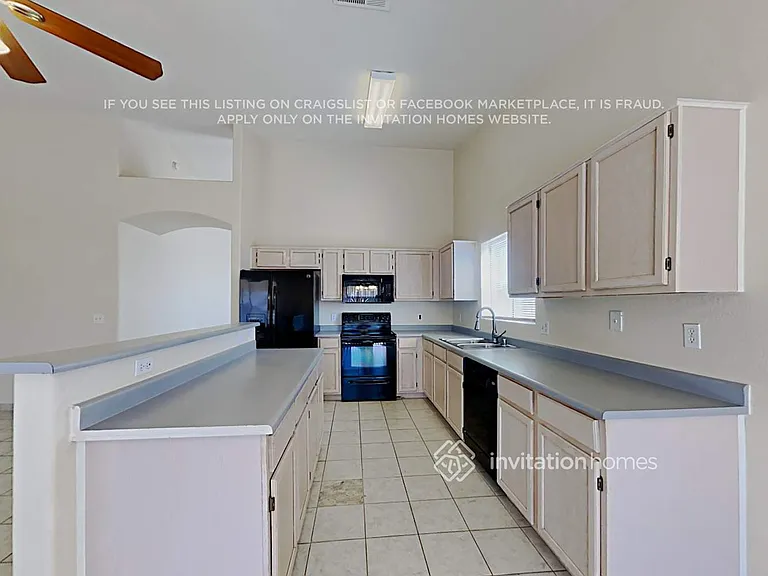 14327 W Lamoille Dr — Photo 8