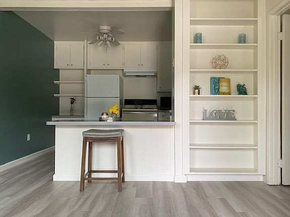 4th image of 8021 Donzee St APT 105