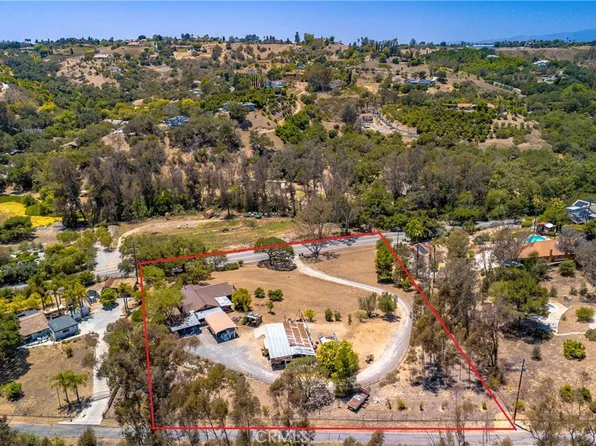 2160 Gird Rd, Fallbrook, CA 92028