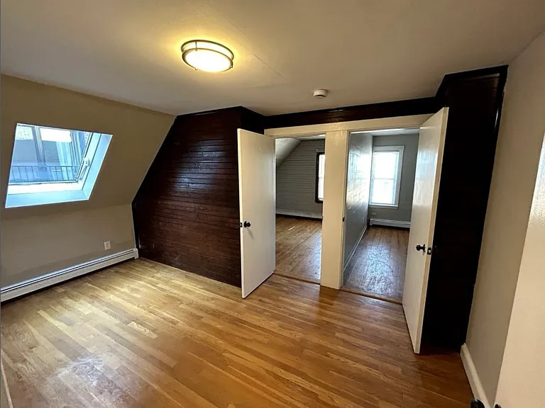 5 Falcon St #2 — Photo 10